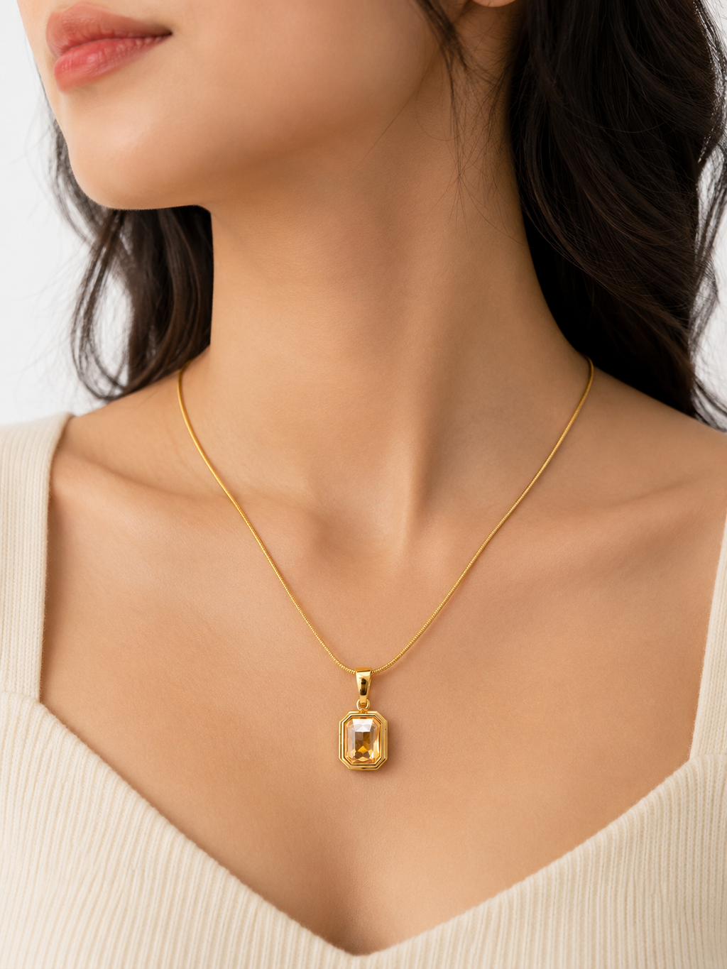 Champagne Glow Necklace