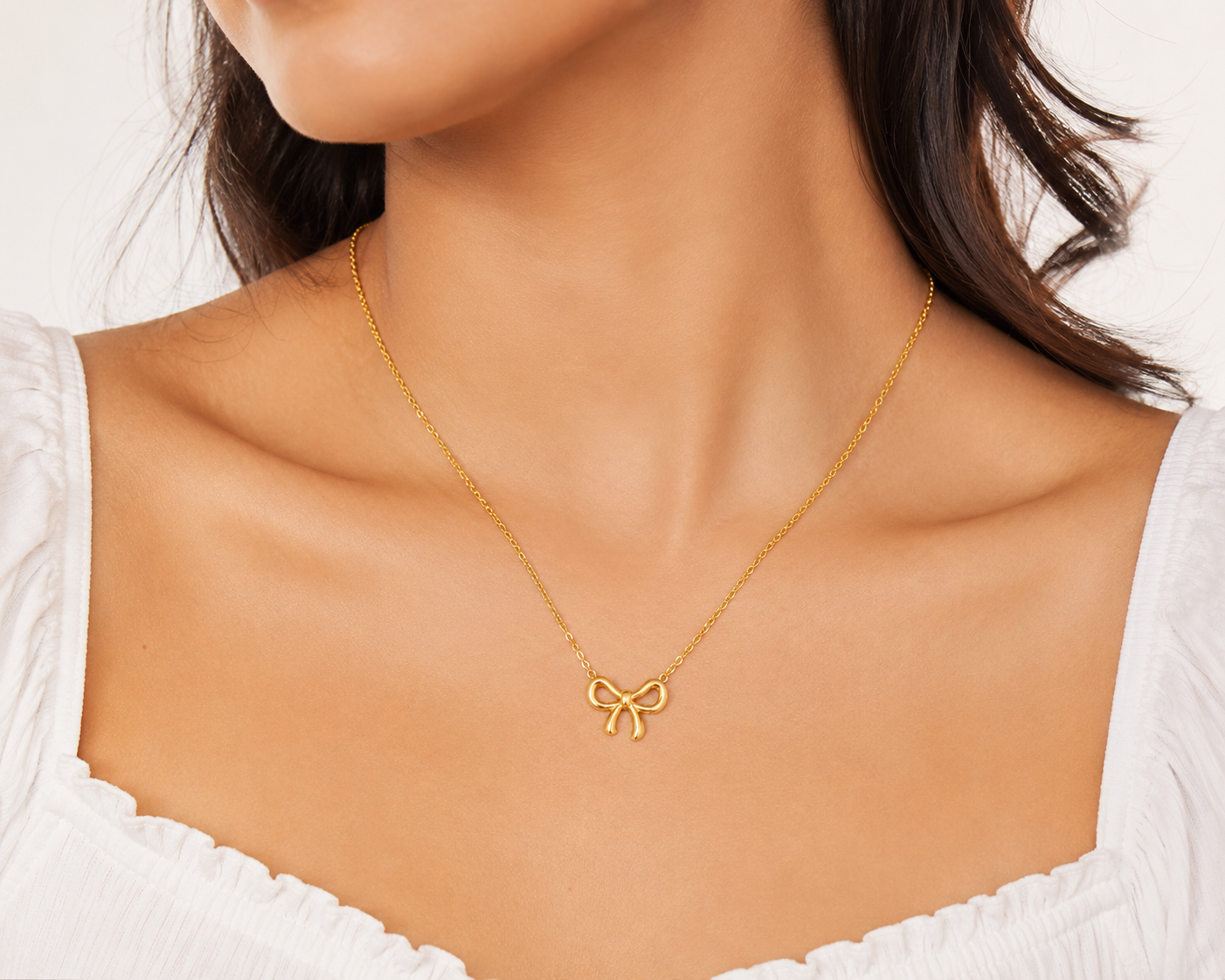 Bow Necklace