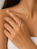 Valentina V Ring