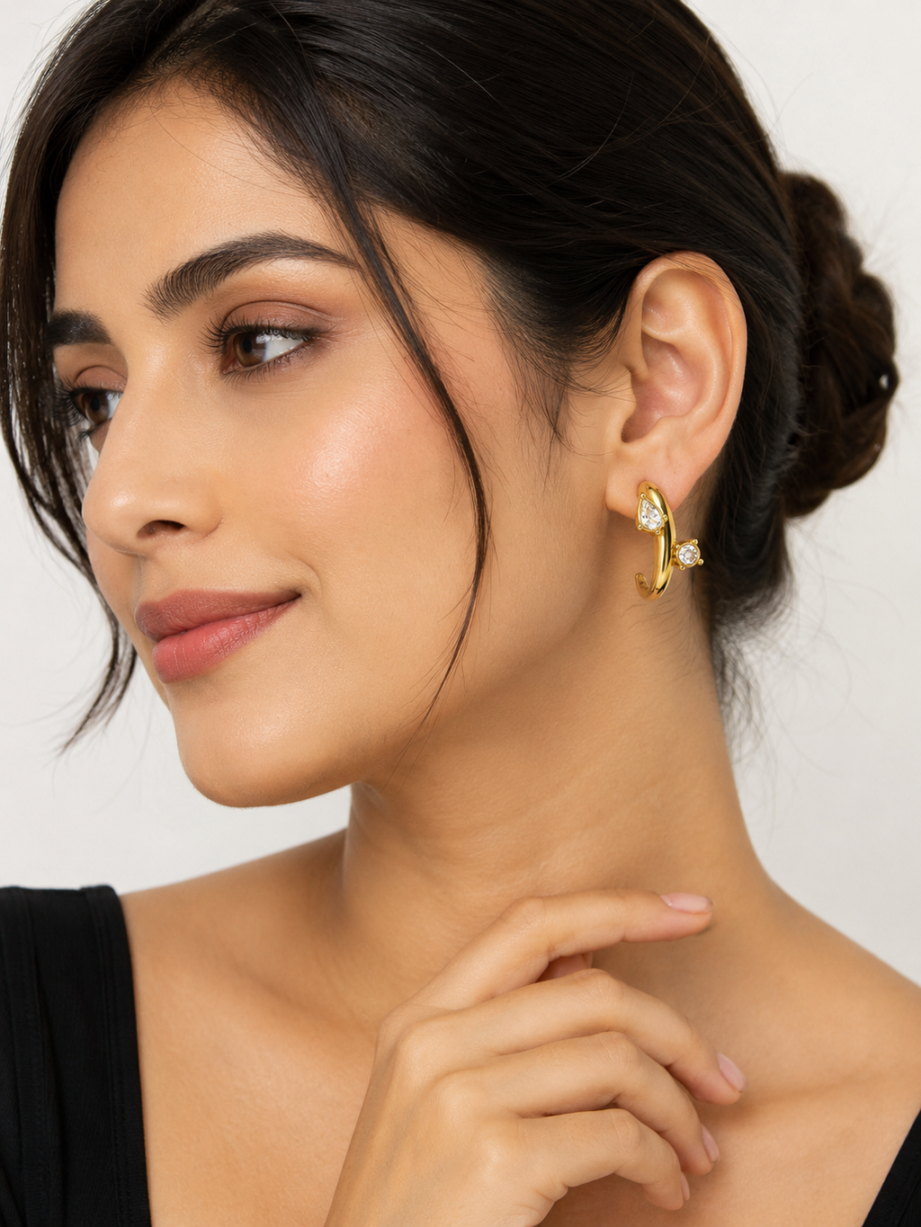 Lyra Glow Earrings