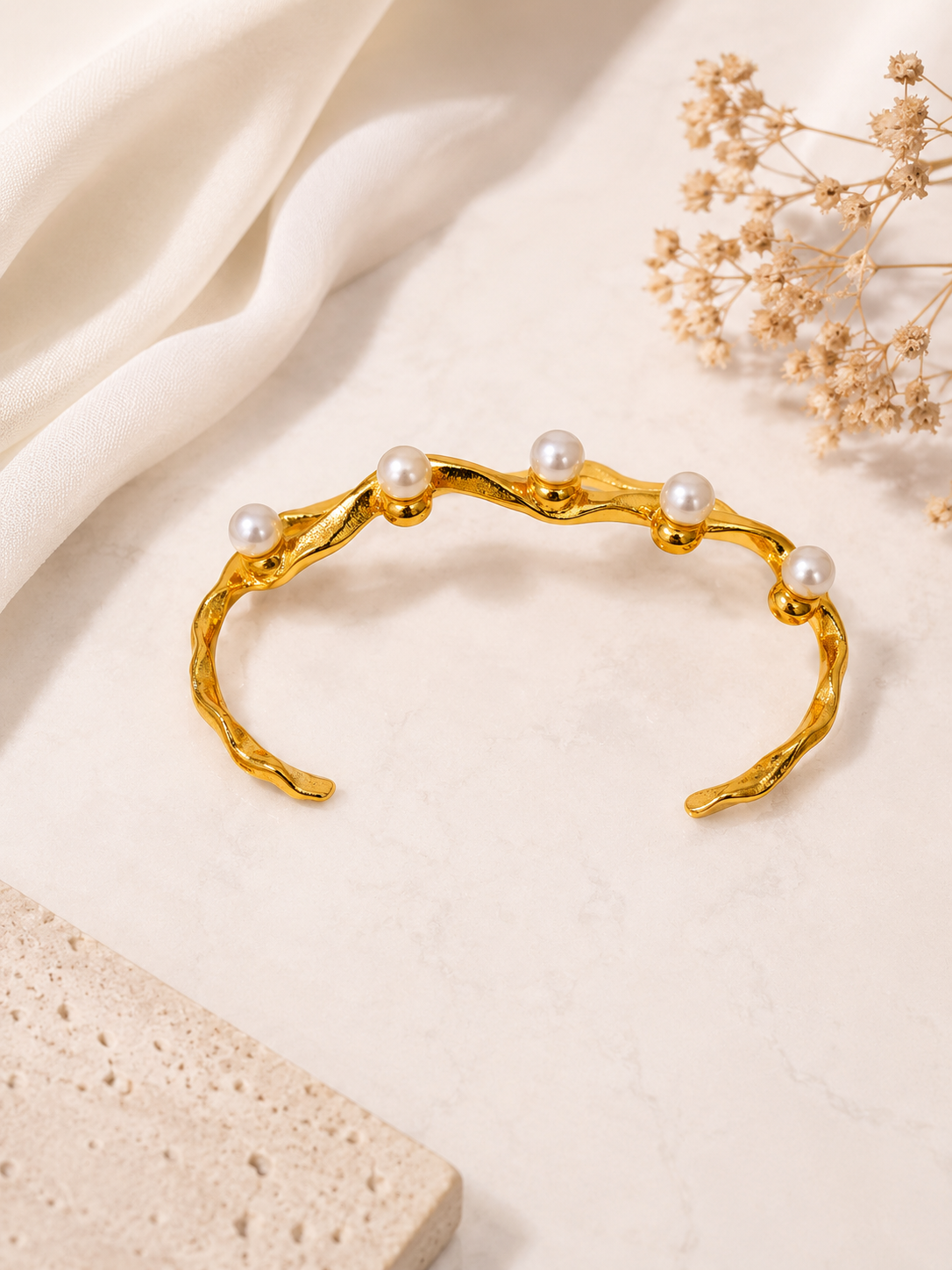Moonwave Pearl Cuff